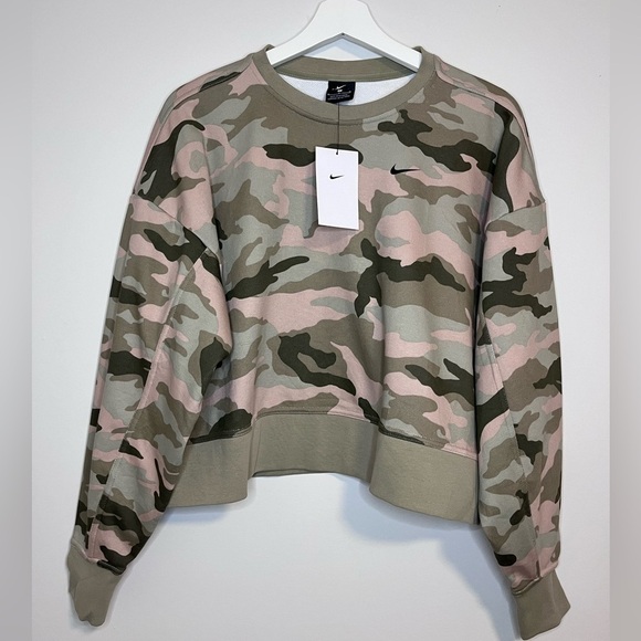 Nike | Dri-Fit Camo Training Crewneck - Picture 2 of 9